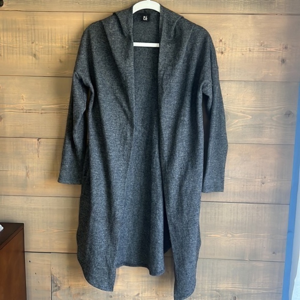 KILT New Zealand Merino Wool Gray Cardigan in petite